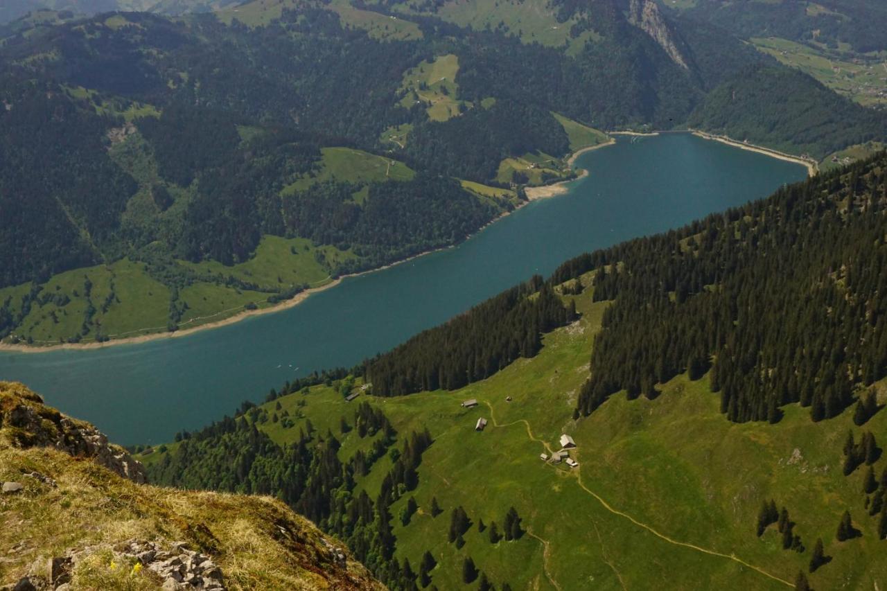 Fischers Lodge Innerthal Bagian luar foto